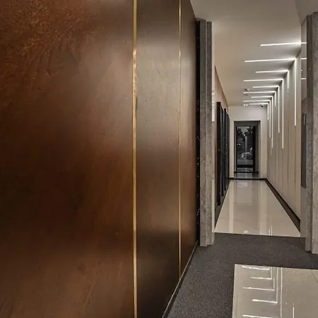 Sakura Park Luxury Apartment