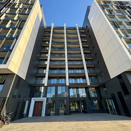 Sakura Park Luxury Apartment *