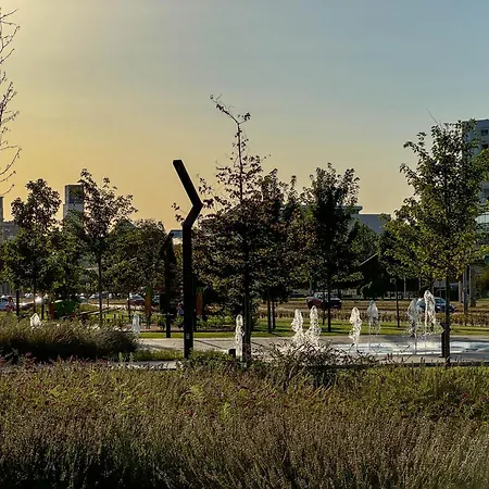 Sakura Park Luxury *