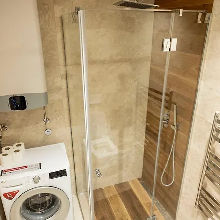 Sakura Park Luxury * Belgrade